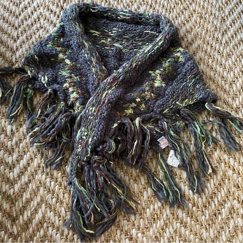 NWT Free People Multicolor Knit Fringe Shawl Scarf Triangle Wrap Grey Green